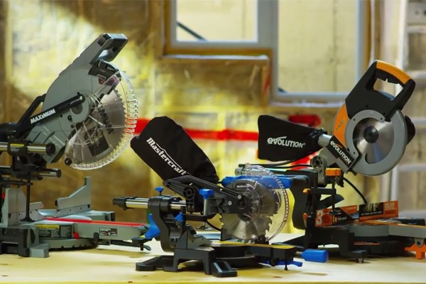 What are the Features to Look for in a Miter Saw?